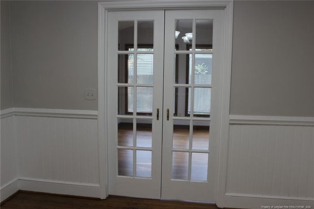 236 Pinecrest Drive, Fayetteville, NC 28305