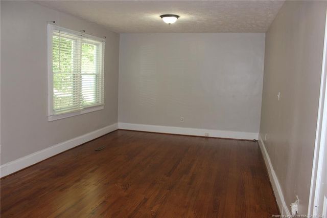 236 Pinecrest Drive, Fayetteville, NC 28305