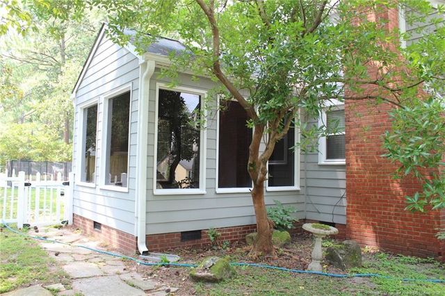 236 Pinecrest Drive, Fayetteville, NC 28305