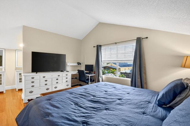 5812 Thisledown Court, West Palm Beach, FL 33415