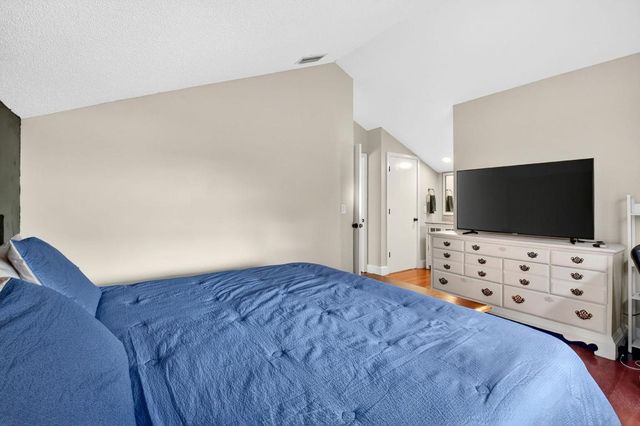 5812 Thisledown Court, West Palm Beach, FL 33415