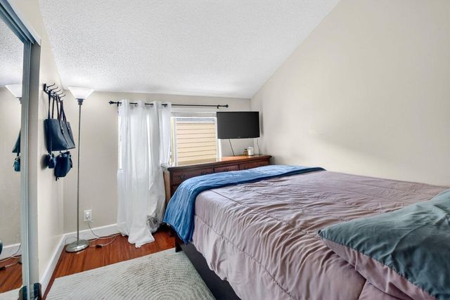 5812 Thisledown Court, West Palm Beach, FL 33415