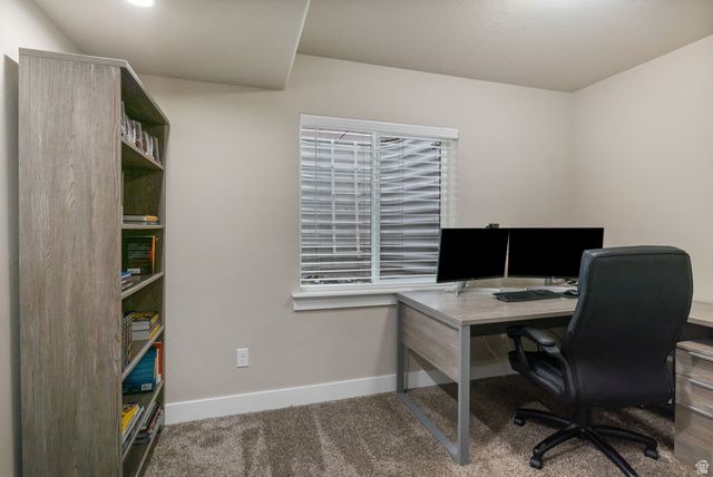 6891 S SUZANNE DR, Midvale, UT 84047