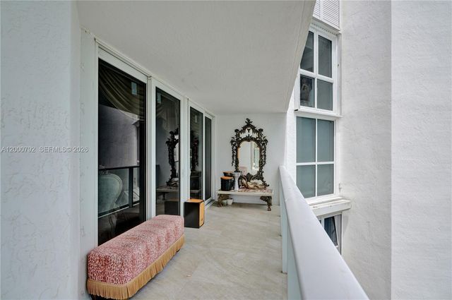 16485 Collins Ave 832, Sunny Isles Beach, FL 33160