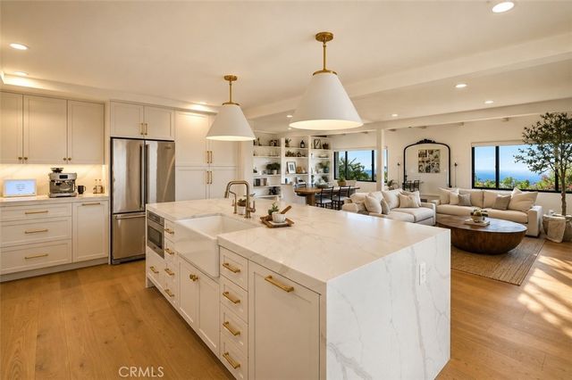 1016 Via Romero, Palos Verdes Estates, CA 90274