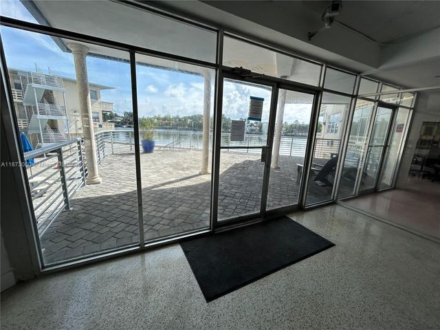 6484 Indian Creek Dr 303, Miami Beach, FL 33141