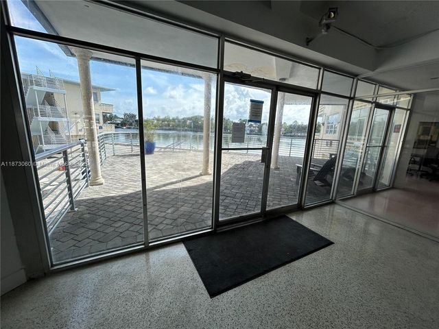 6484 Indian Creek Dr 303, Miami Beach, FL 33141