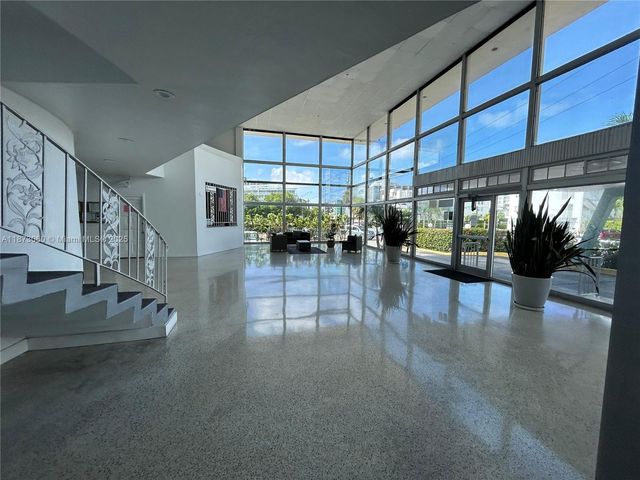 6484 Indian Creek Dr 303, Miami Beach, FL 33141