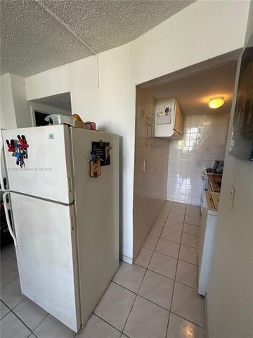 6484 Indian Creek Dr 303, Miami Beach, FL 33141