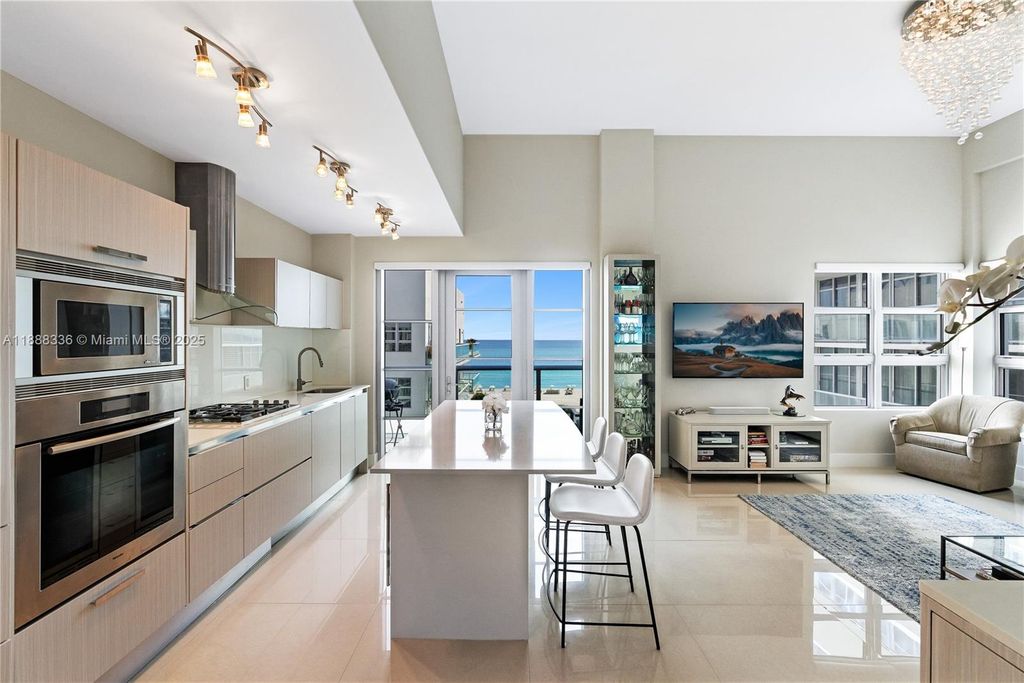 3739 Collins Ave N-605, Miami Beach, FL 33140