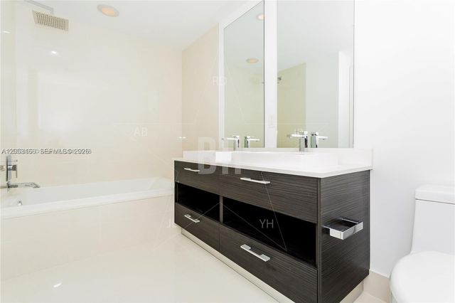 55 SW 9th Street 1104, Miami, FL 33130