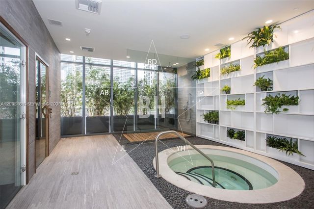 55 SW 9th Street 1104, Miami, FL 33130