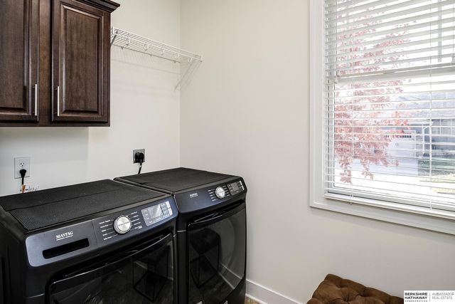 15764 Hartman Avenue, Omaha, NE 68116