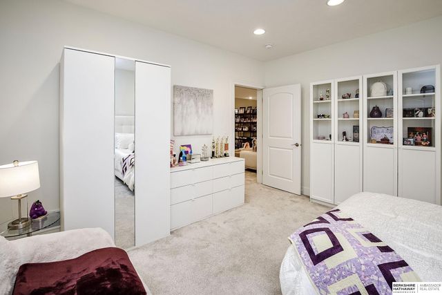 15764 Hartman Avenue, Omaha, NE 68116