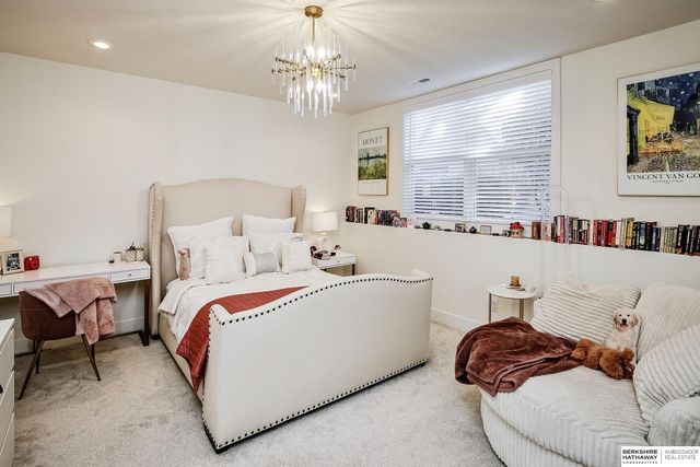 15764 Hartman Avenue, Omaha, NE 68116