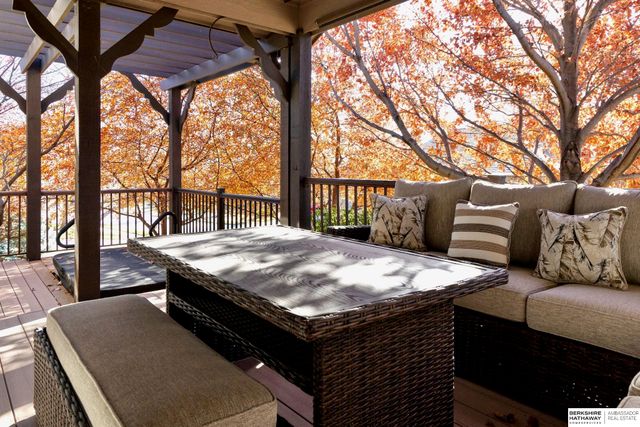 15764 Hartman Avenue, Omaha, NE 68116