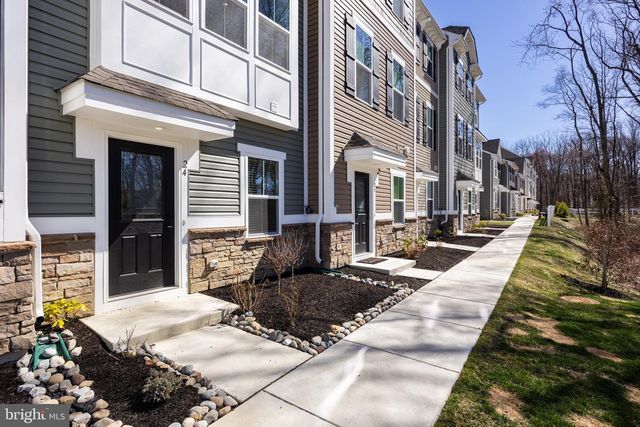 24 SIDNEY LN, Stratford, NJ 08084