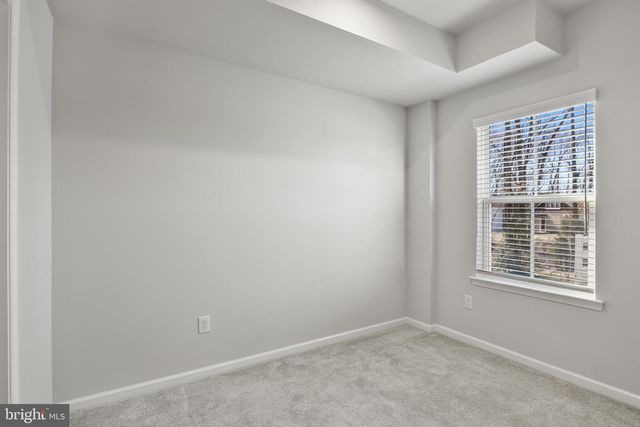 24 SIDNEY LN, Stratford, NJ 08084