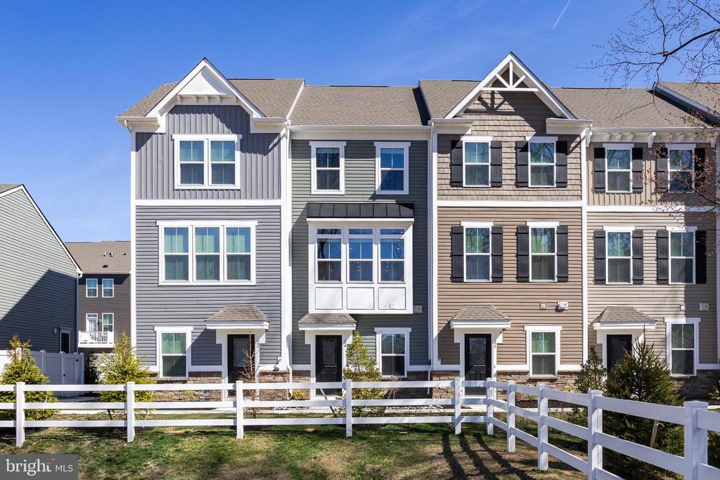 24 SIDNEY LN, Stratford, NJ 08084