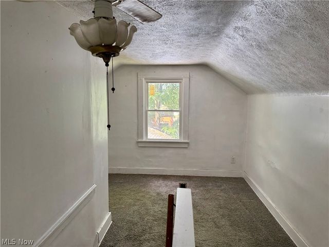 1670 Williams Street, Cuyahoga Falls, OH 44221
