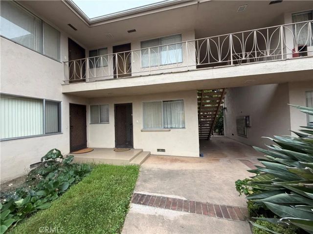 919 N Minter Street B, Santa Ana, CA 92701