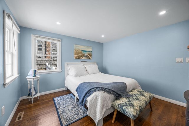 296 Seacoast Shores Boulevard, Teaticket, MA 02536