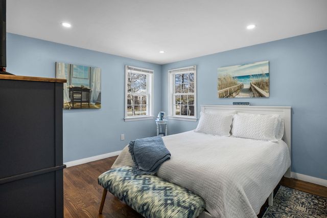 296 Seacoast Shores Boulevard, Teaticket, MA 02536