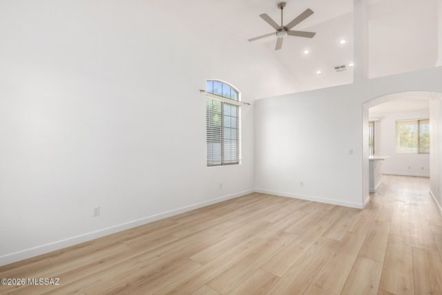 9086 E La Palma Drive, Tucson, AZ 85747