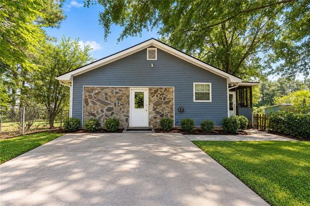 76 Harold Drive, Mcdonough, GA 30253