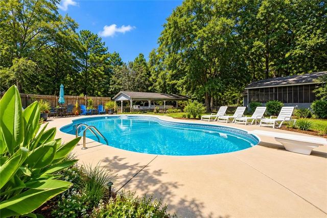 76 Harold Drive, Mcdonough, GA 30253