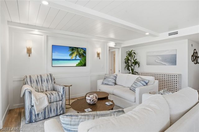 8403 Estero BLVD 201, Fort Myers Beach, FL 33931