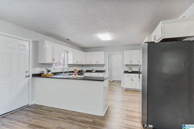 70 S DAKOTA AVENUE, Thorsby, AL 35171