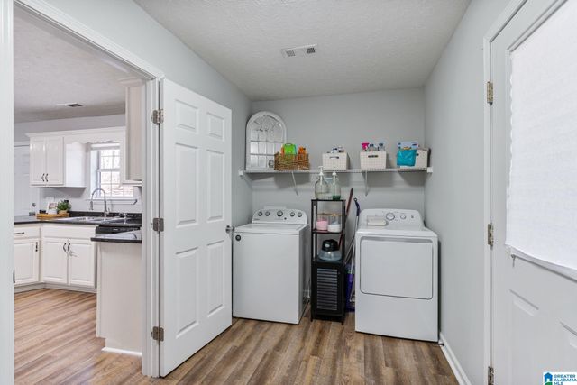 70 S DAKOTA AVENUE, Thorsby, AL 35171