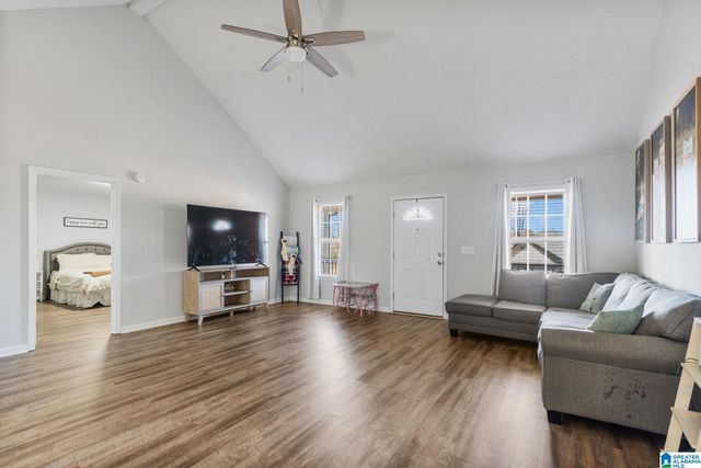 70 S DAKOTA AVENUE, Thorsby, AL 35171