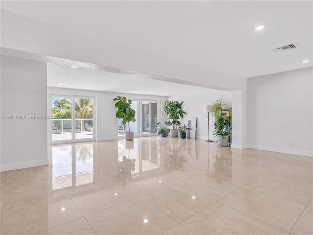 16641 Royal Poinciana Drive, Weston, FL 33326