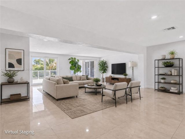 16641 Royal Poinciana Drive, Weston, FL 33326