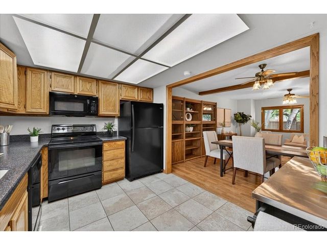 2615 S Peoria St, Aurora, CO 80014