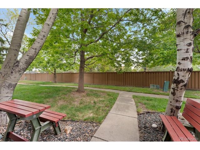 2615 S Peoria St, Aurora, CO 80014