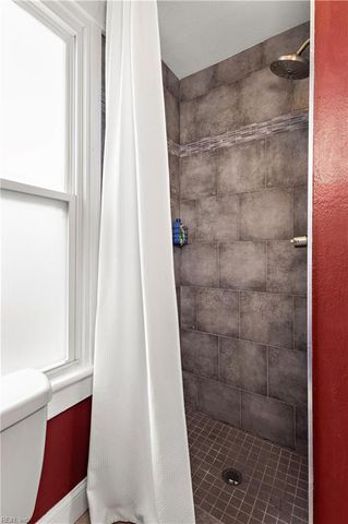 306 N Mallory ST, Hampton, VA 23663