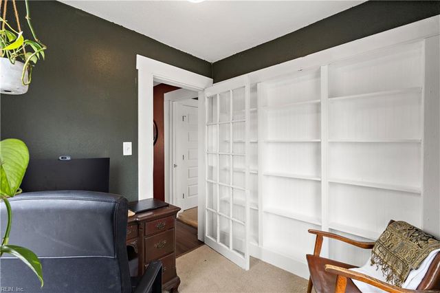 306 N Mallory ST, Hampton, VA 23663