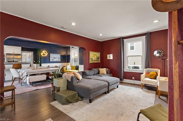 306 N Mallory ST, Hampton, VA 23663