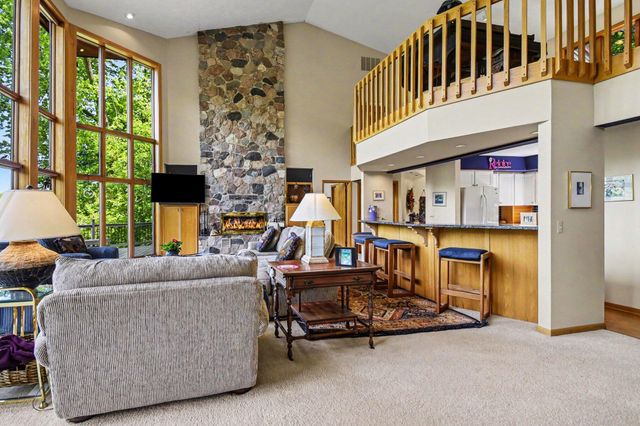1843 Timber Trail Drive SE, Ada, MI 49301
