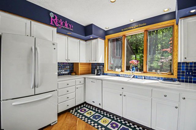 1843 Timber Trail Drive SE, Ada, MI 49301