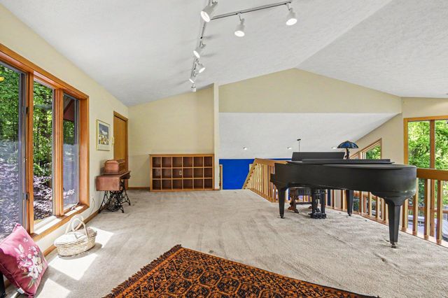1843 Timber Trail Drive SE, Ada, MI 49301