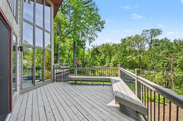 1843 Timber Trail Drive SE, Ada, MI 49301
