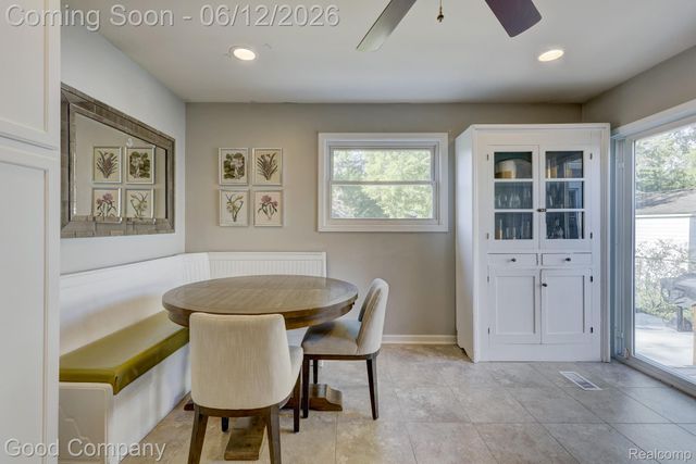 1518 Bauman Avenue, Royal Oak, MI 48073