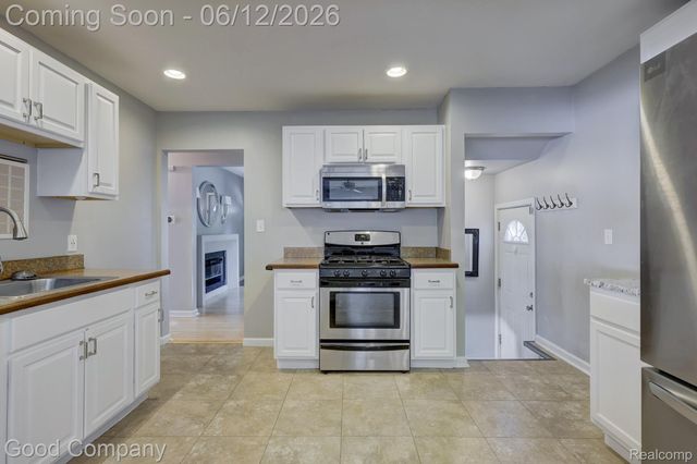 1518 Bauman Avenue, Royal Oak, MI 48073