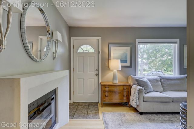 1518 Bauman Avenue, Royal Oak, MI 48073