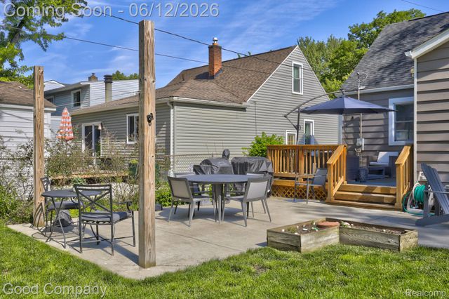 1518 Bauman Avenue, Royal Oak, MI 48073