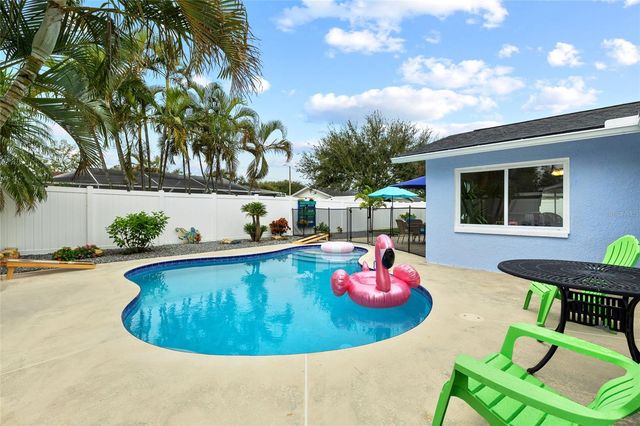 6398 WOODLAND BOULEVARD N, Pinellas Park, FL 33781